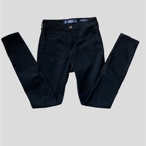 Hollister curvy high-rise super skinny denim jeans black